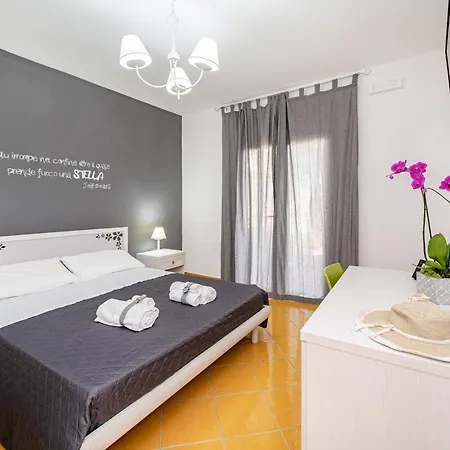 La Casa Del Pozzo Vecchio Bed & Breakfast Procida Exterior photo